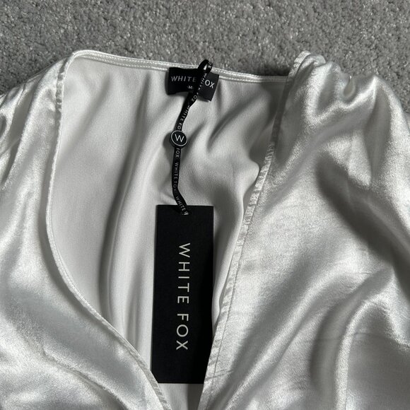 NWT White Fox CASSIA LONG SLEEVE Crop Blouse - Picture 4 of 7